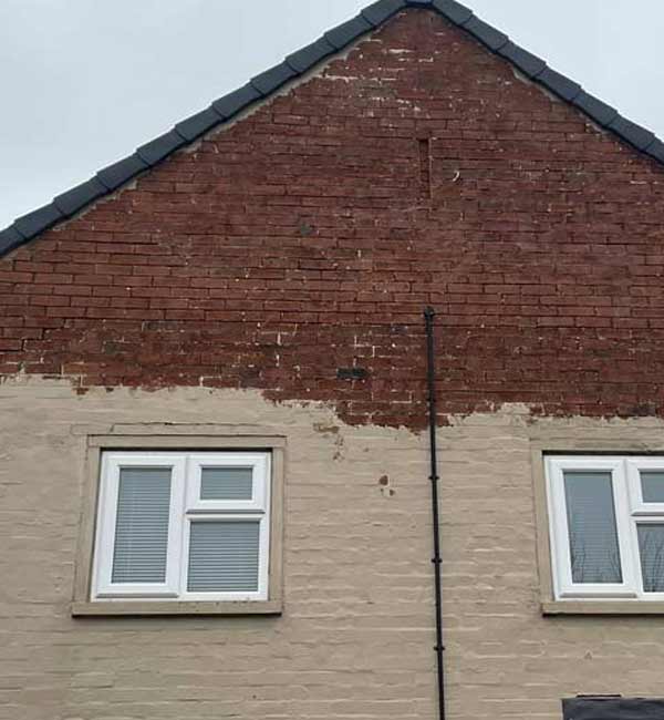 Exterior paint removal from a brick house near Abingdon, Oxfordshire