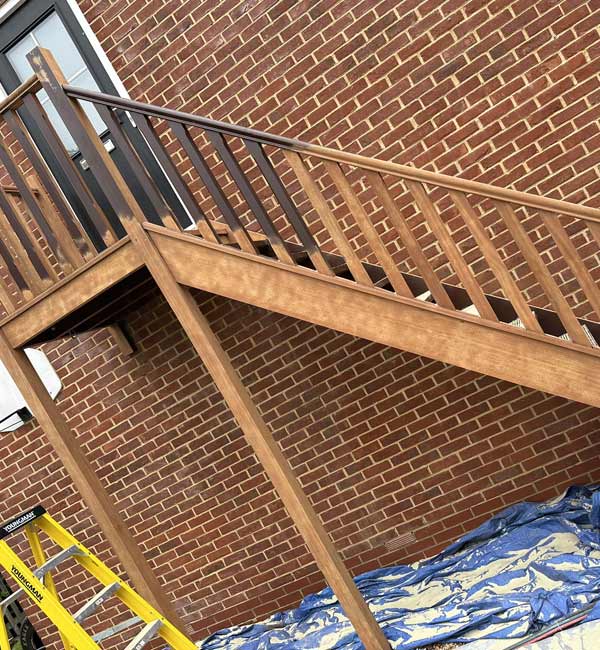 Cleaning of exterior wooden staircase in Thame, Oxfordshire