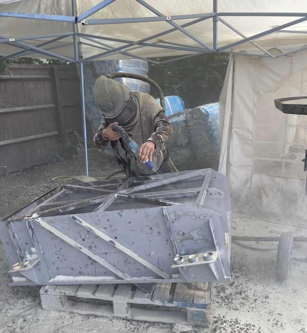 Metal blast cleaning for HS2 machinery across Oxfordshire and Buckinghamshire