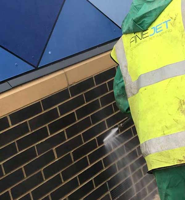 Specialist acid brick cleaning for new builds in Aylesbury, Buckinghamshire