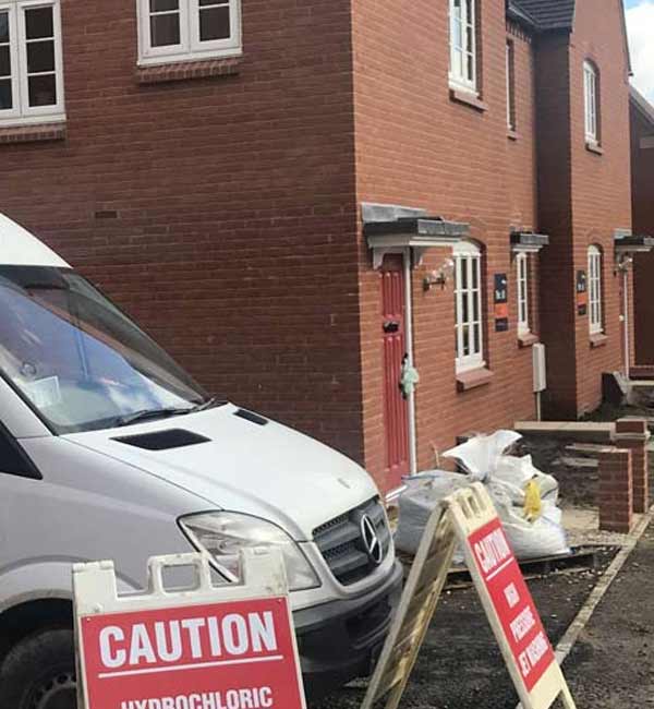 Specialist acid brick cleaning for new builds in Aylesbury, Buckinghamshire